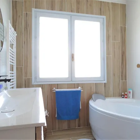 Ferienhaus Langouste, Maison 10 Pers Proche De La Plage De Sion Saint-Hilaire-de-Riez